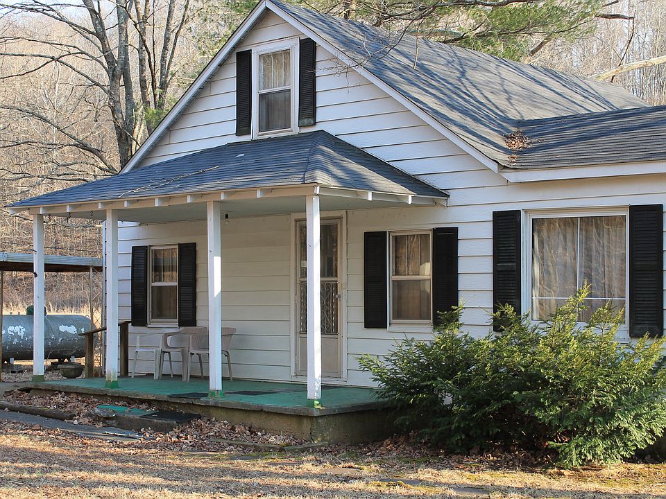 Front porch looking SE