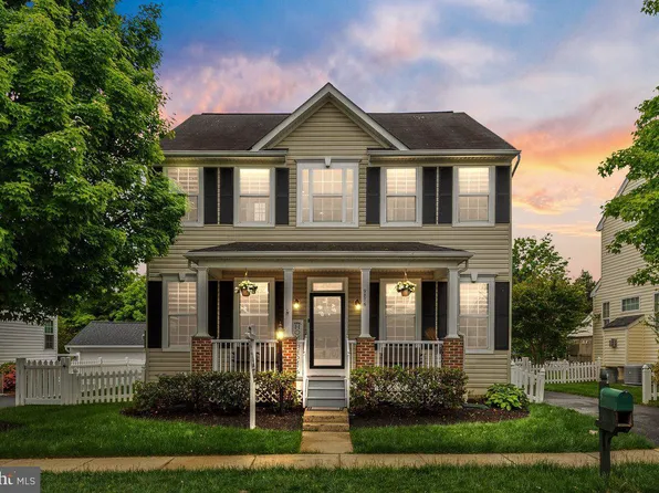 9876 Airedale Ct, Bristow, VA 20136