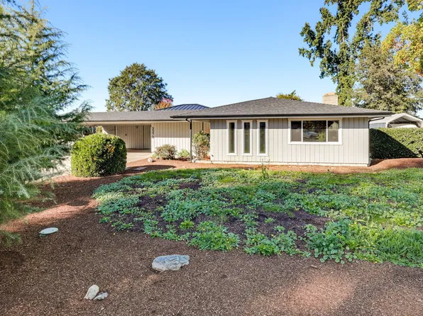 3370 Britt Ave, Medford, OR 97501