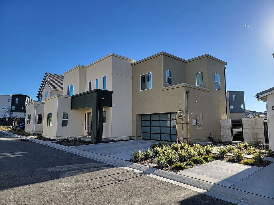 2nd image of 27613 Rustic Canyon Way