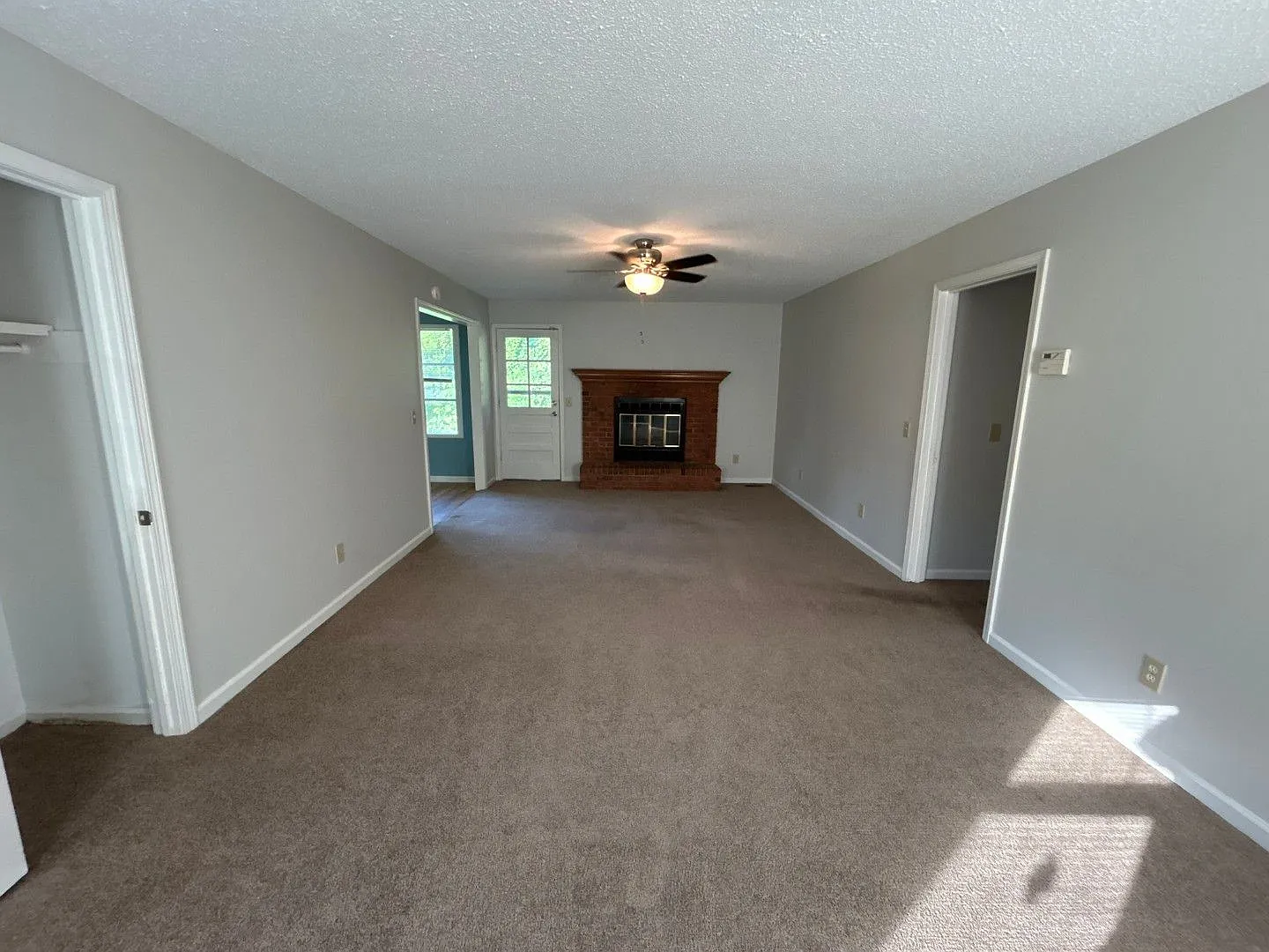 Shaw Afb-3 Bedroom/2bath Home In Oakland North-Behind Shaw Afb — Photo 2