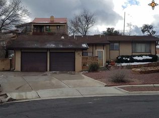 707 Julie Ct, Gallup, NM 87301