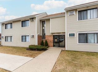 600 Bayside Dr UNIT 2, Palatine, IL 60074