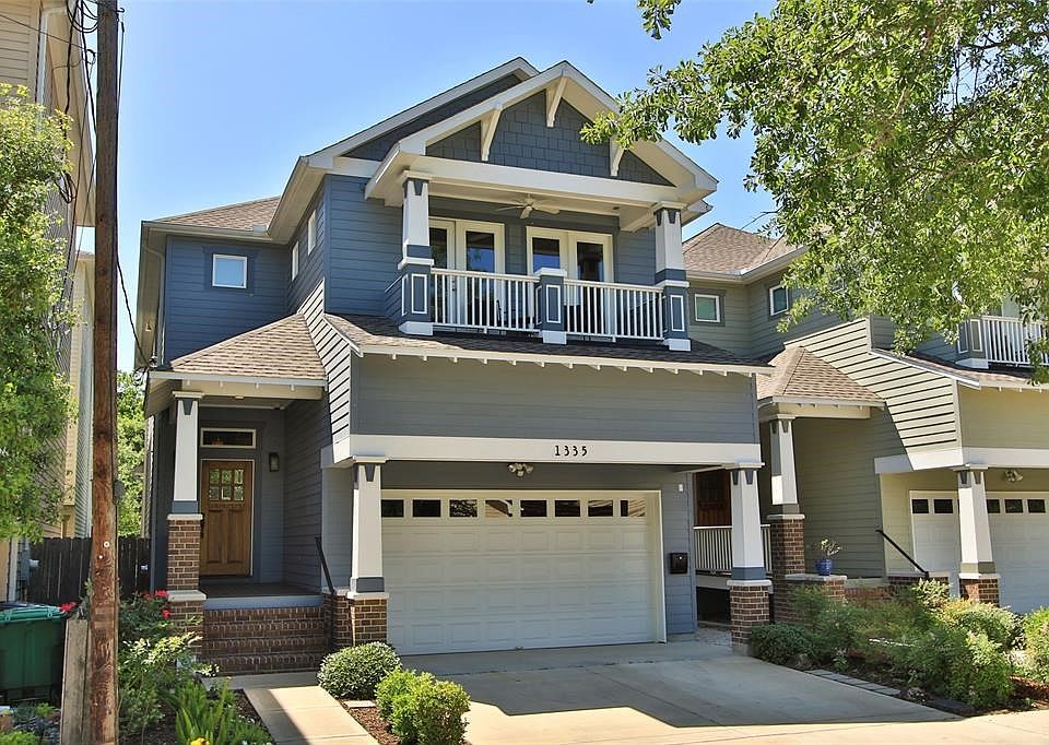 Well built and thoughtfully laid out home that has been well maintained and shows like it's brand new!