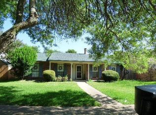7319 Emory Oak Ln, Dallas, TX 75249
