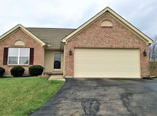 1105 Lake View Ct, Lebanon, OH 45036