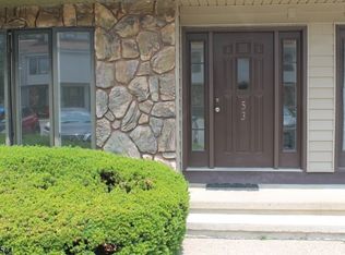 53 Cheyenne Rd, Lafayette, NJ 07848