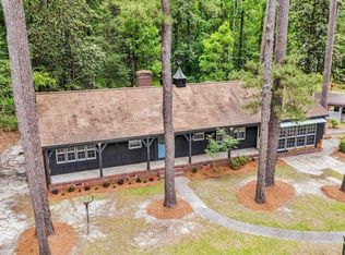 205 Woodlawn St, Walterboro, SC 29488