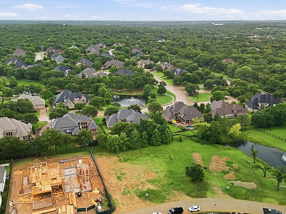 3rd image of 2628 Magnolia Cir