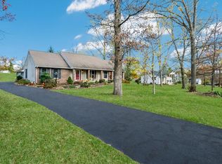 3633 Meadow Ln, Chalfont, PA 18914