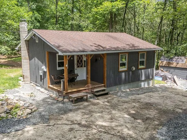 1365 Old Possessions Rd, Troy, PA 16947