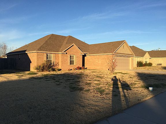 2nd image of 2702 SW Warberry Ave