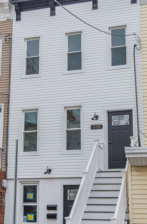 1st image of 158 Van Horne St