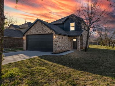 202 Robbins St, Cleburne, TX, 76031