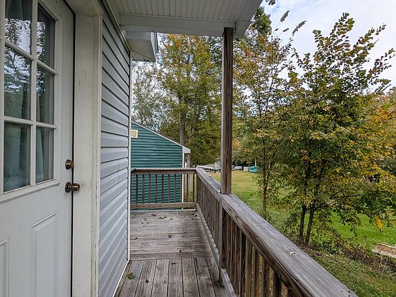 3rd image of 10 Abenaki Trl