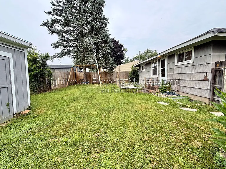 544 Hacker Dr — Photo 13