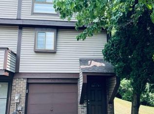 136 Lebeouf Dr, New Kensington, PA 15068