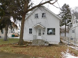 1026 Summit St, Joliet, IL 60435