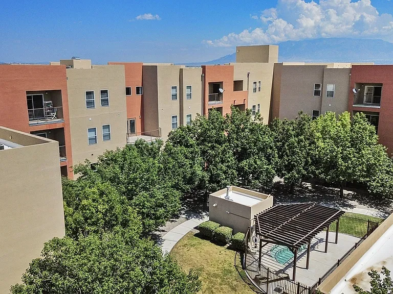 La Terraza Senior Apartments — Photo 19