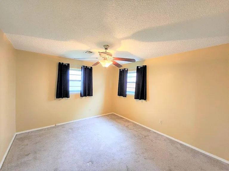 3712 N Markwell Ave — Photo 25