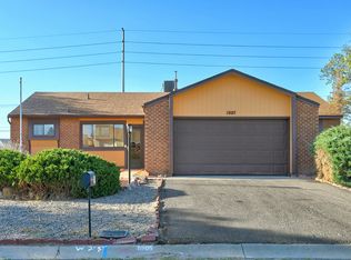 1005 Spur Rd SE, Rio Rancho, NM 87124