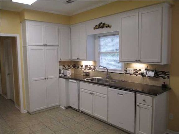 4th image of 137 Creek Dr