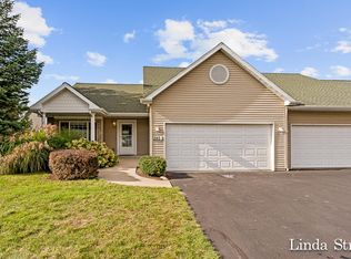 1103 Fountain View Cir UNIT 1, Holland, MI 49423
