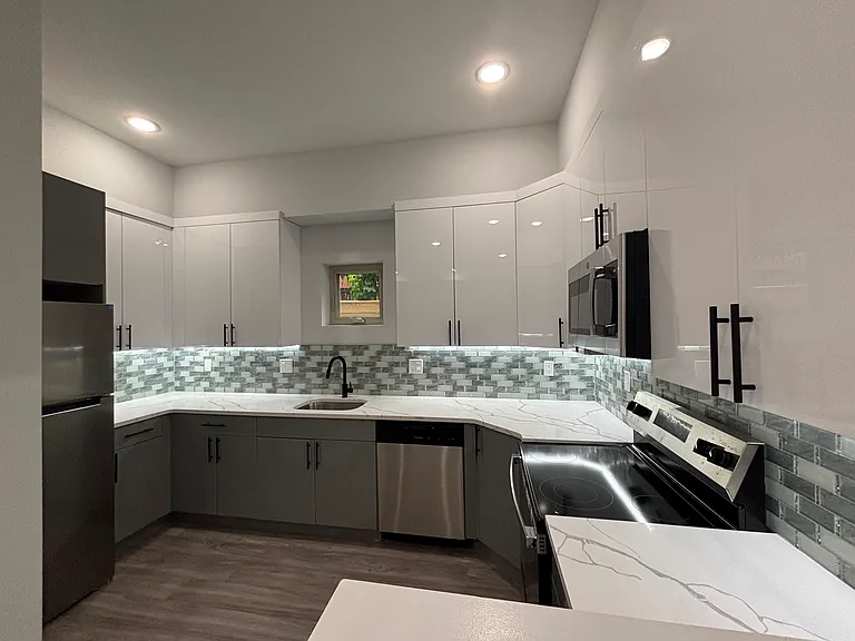 1108 W Dauphin St #1A — Photo 4
