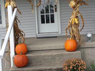 788 Dayburg Rd, Quincy, MI 49082