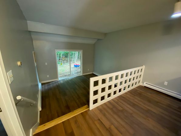 11 Riverbend Dr #27-5