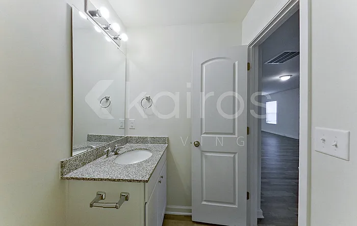 348 Waterfall Rd — Photo 9