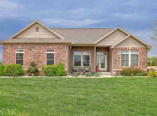 7979 Herons Glen Ct, Wapella, IL 61777