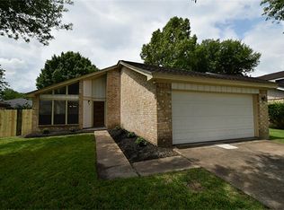 12047 Longbrook Dr, Houston, TX 77099