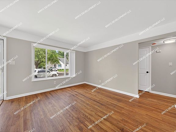 4th image of 24273 Lauren Ave