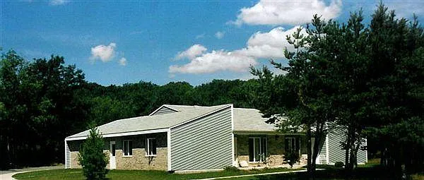 Windmere Pines Apartments — Photo 24