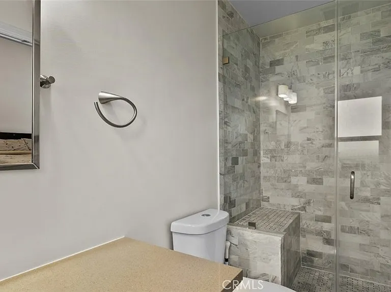 3131 Livonia Ave — Photo 15