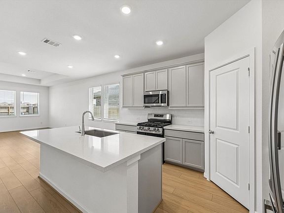 2nd image of 21542 Coronado Green Dr