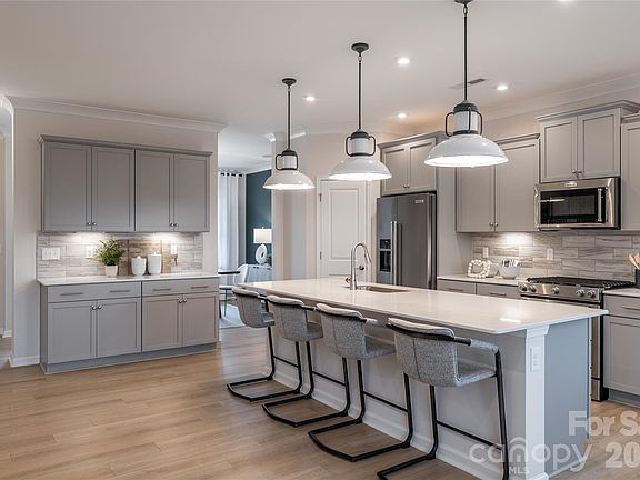 4th image of 5608 Bay Rock Rd