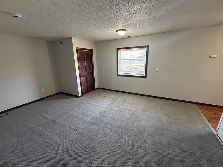 1311 Middlesex St #3R — Photo 5
