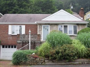 1305 Pine Hollow Rd, Mc Kees Rocks, PA 15136