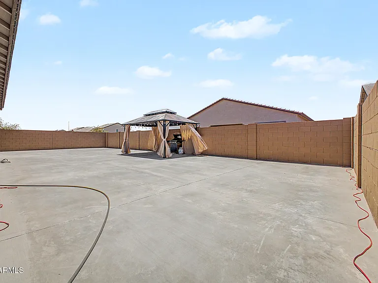 9623 W Flower St — Photo 35