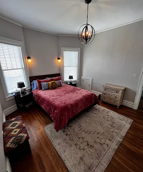 1029 E 5th St — Photo 7