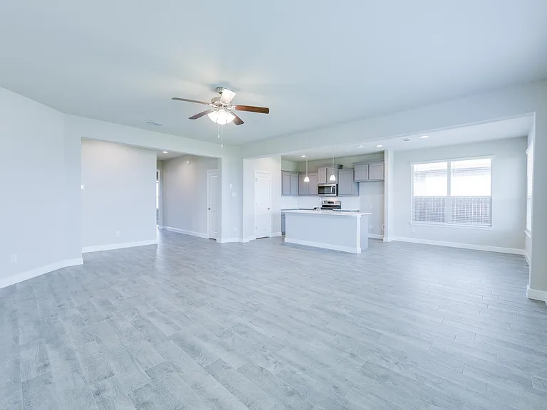 313 Roundstone Rd — Photo 14