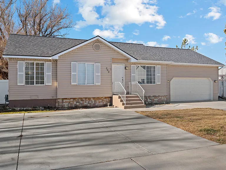 722 S 1370 W — Photo 11