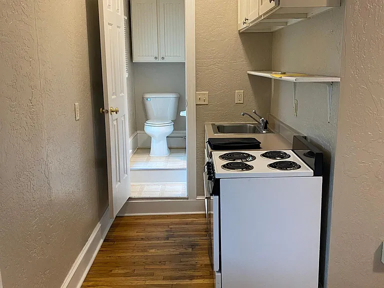 519 E Front St #1-7 — Photo 4