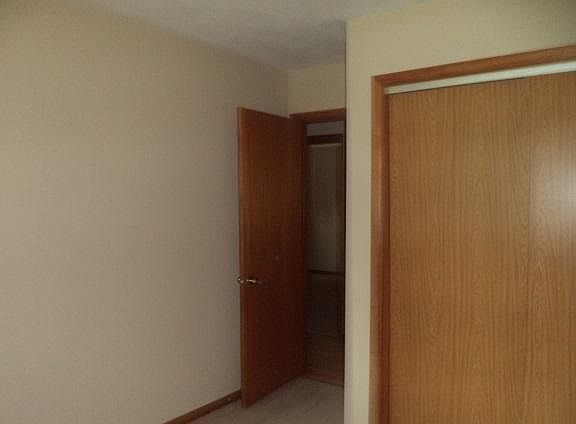 5th image of 411 W Washington St