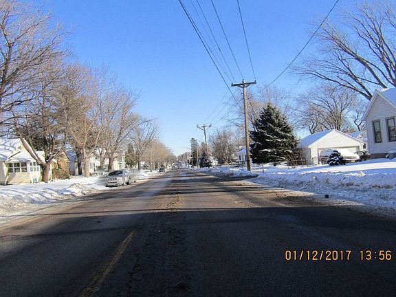 4th image of 8 Annapolis St E