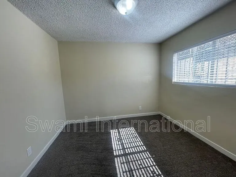 400 E 120th St #5 — Photo 14