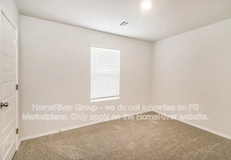 3119 Valley Dr — Photo 10