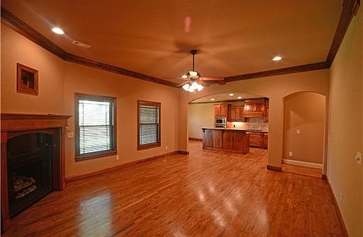 5th image of 5605 Murfield Dr